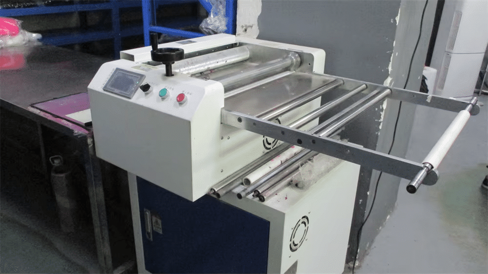 Silicone-Cutting-Machine
